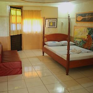Queen Room Two Queen Beds